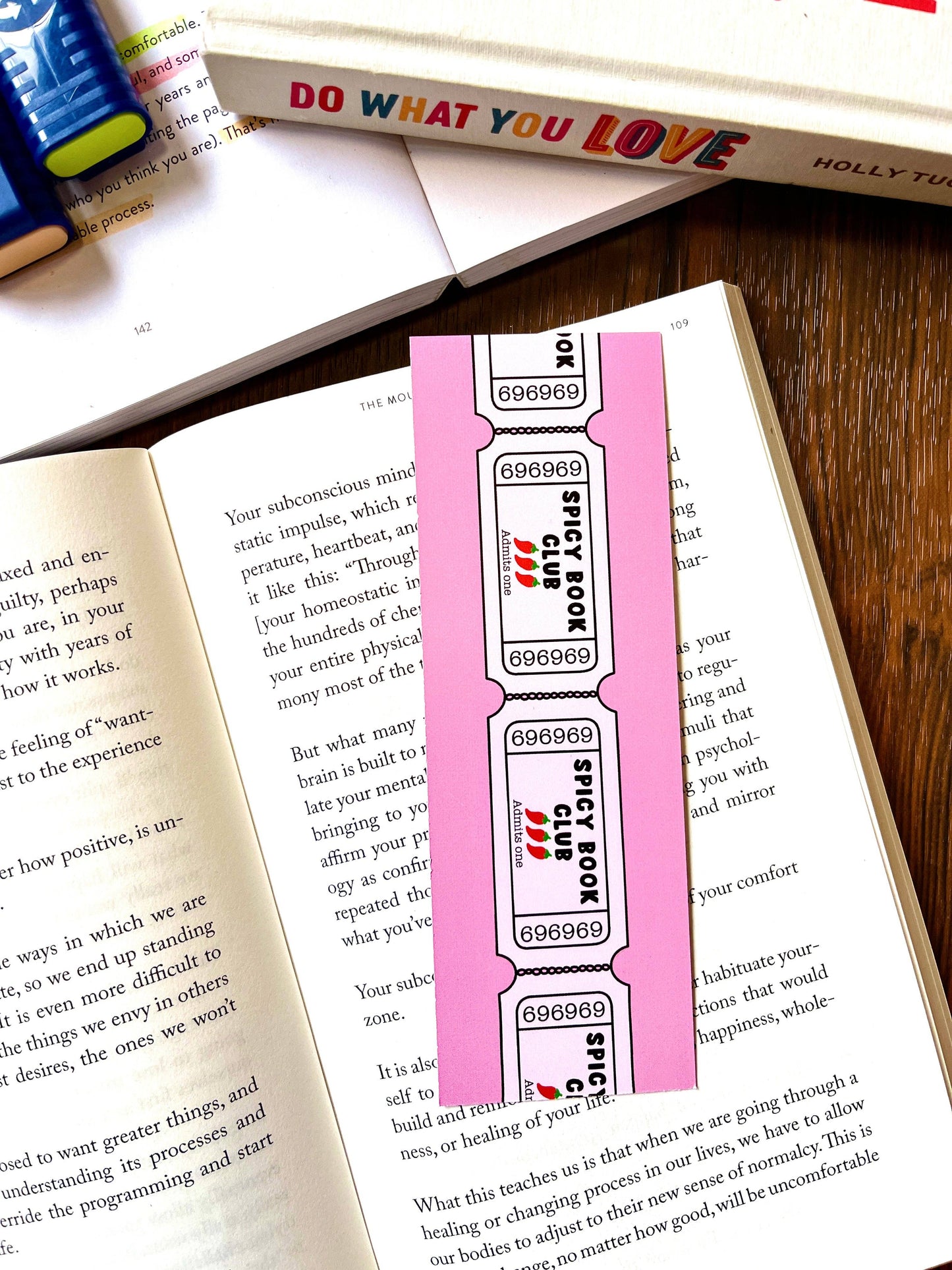 Spicy Bookclub Tassel Bookmark: With Tassel